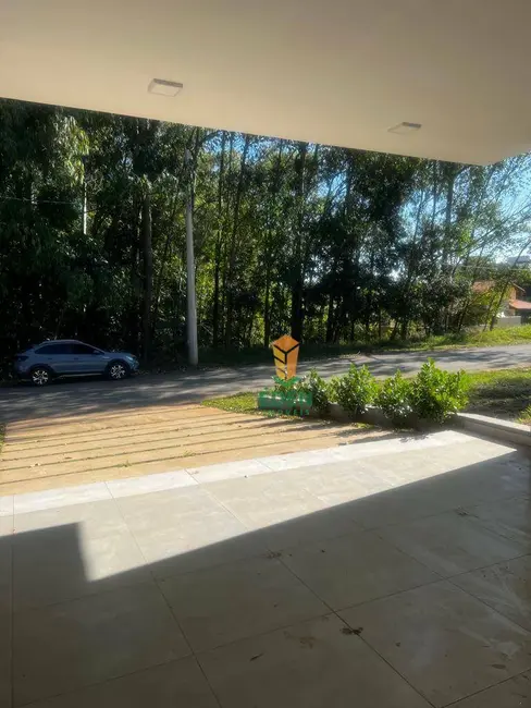 Foto 2 de Casa de Condomínio com 3 quartos à venda, 450m2 em Porangaba - SP