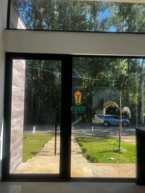 Foto 3 de Casa de Condomínio com 3 quartos à venda, 450m2 em Porangaba - SP