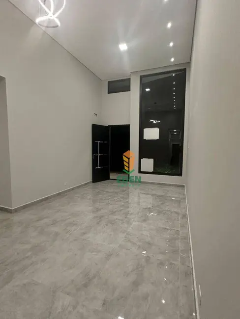 Casa de Condomínio com 3 quartos à venda, 154m2 em Sorocaba - SP - imagem 2 Foto 2 de Casa de Condomínio com 3 quartos à venda, 154m2 em Sorocaba - SP
