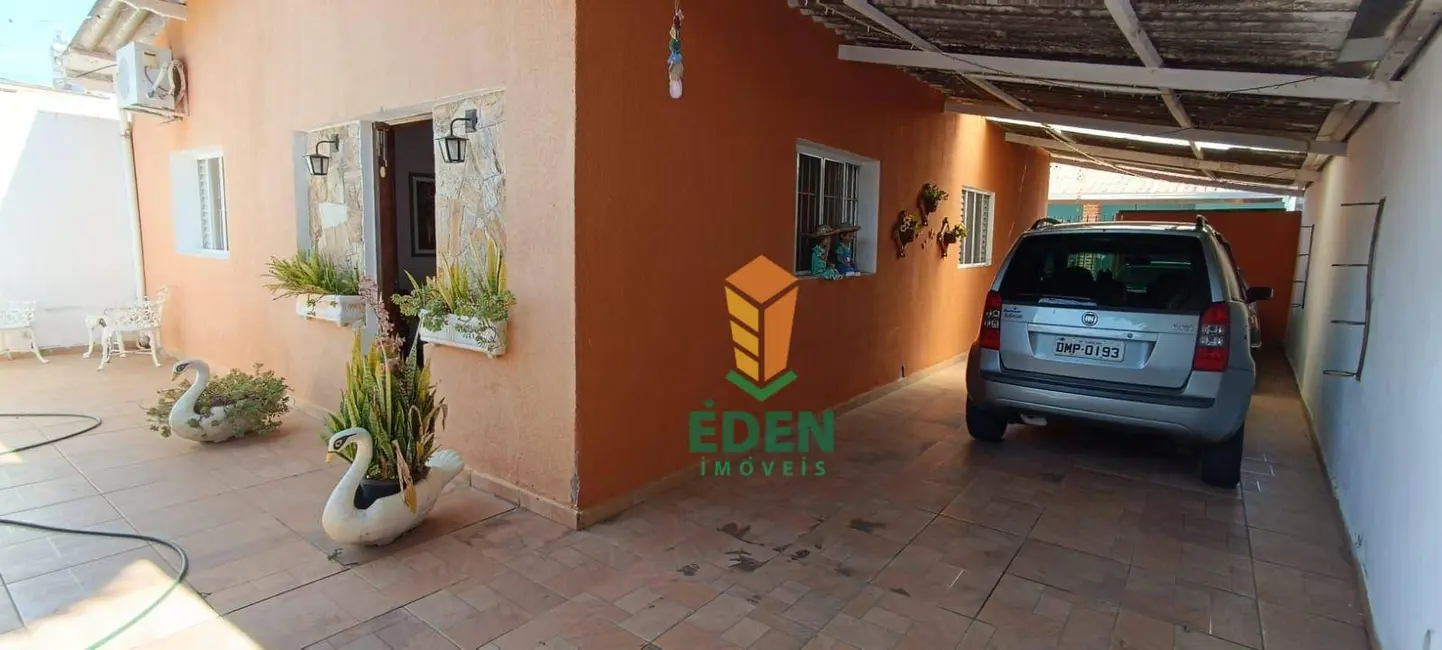 Casa com 2 quartos à venda, 243m2 em Jardim Santa Rosália, Sorocaba - SP - imagem 3 Foto 3 de Casa com 2 quartos à venda, 243m2 em Jardim Santa Rosália, Sorocaba - SP