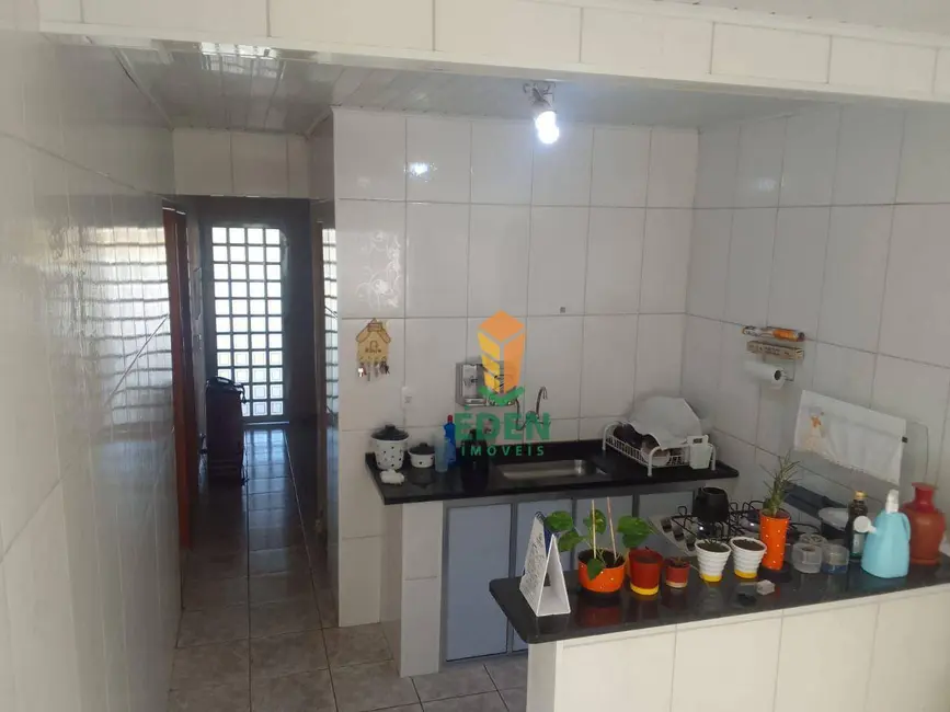 Casa com 2 quartos à venda, 180m2 em Aparecidinha, Sorocaba - SP - imagem 5 Foto 5 de Casa com 2 quartos à venda, 180m2 em Aparecidinha, Sorocaba - SP