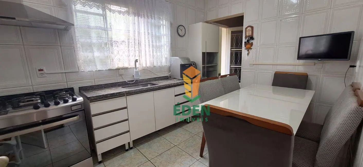 Casa com 4 quartos à venda, 120m2 em Jardim Turmalina, Sorocaba - SP - imagem 8 Foto 8 de Casa com 4 quartos à venda, 120m2 em Jardim Turmalina, Sorocaba - SP