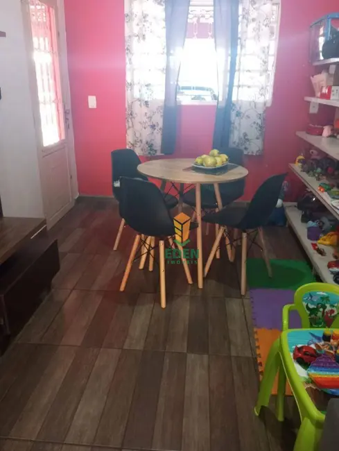 Foto 2 de Casa com 2 quartos à venda, 150m2 em Village Cajuru, Sorocaba - SP
