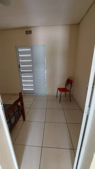 Kitnet com 1 quarto para alugar em Éden, Sorocaba - SP - imagem 8 Foto 8 de Kitnet com 1 quarto para alugar em Éden, Sorocaba - SP