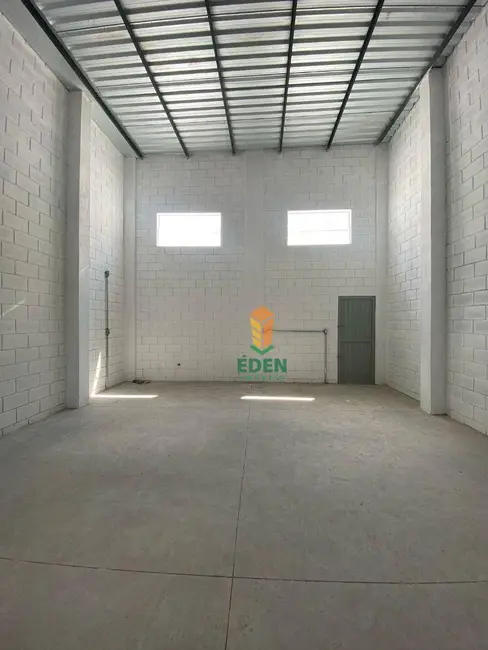 Armazém / Galpão para alugar, 181m2 em Sorocaba - SP - imagem 3 Foto 3 de Armazém / Galpão para alugar, 181m2 em Sorocaba - SP