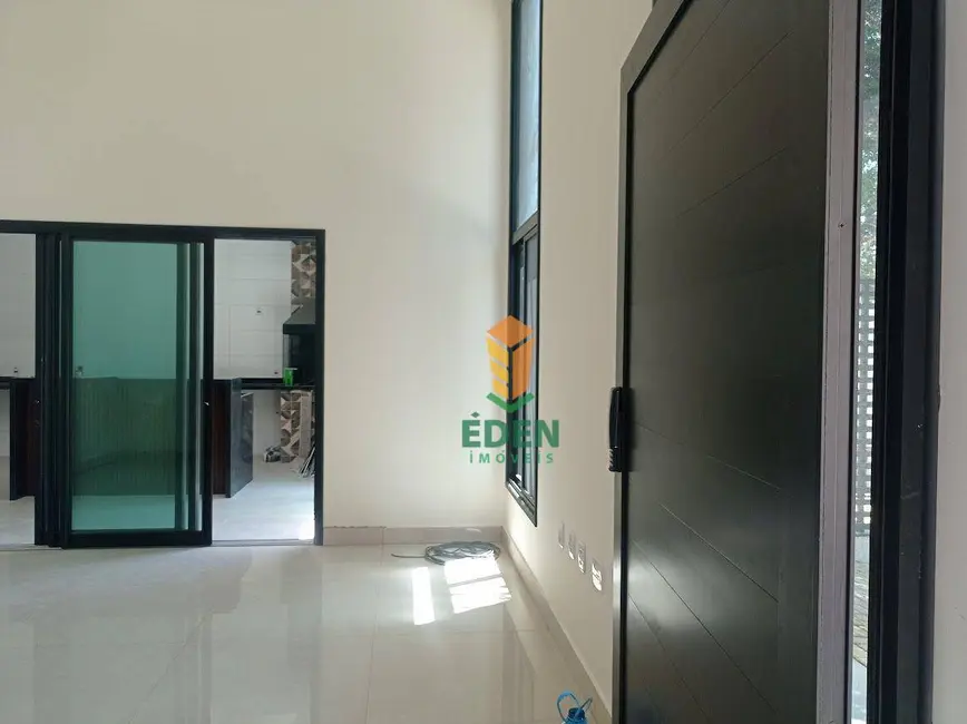 Casa de Condomínio com 3 quartos para alugar, 300m2 em Sorocaba - SP - imagem 5 Foto 5 de Casa de Condomínio com 3 quartos para alugar, 300m2 em Sorocaba - SP