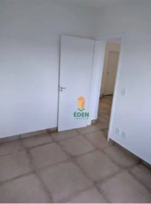 Apartamento com 2 quartos para alugar, 45m2 em Jardim Topázio, Sorocaba - SP - imagem 5 Foto 5 de Apartamento com 2 quartos para alugar, 45m2 em Jardim Topázio, Sorocaba - SP