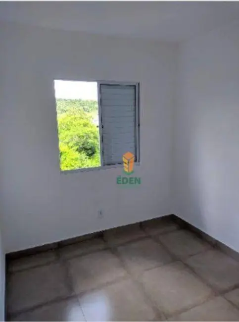 Apartamento com 2 quartos para alugar, 45m2 em Jardim Topázio, Sorocaba - SP - imagem 4 Foto 4 de Apartamento com 2 quartos para alugar, 45m2 em Jardim Topázio, Sorocaba - SP