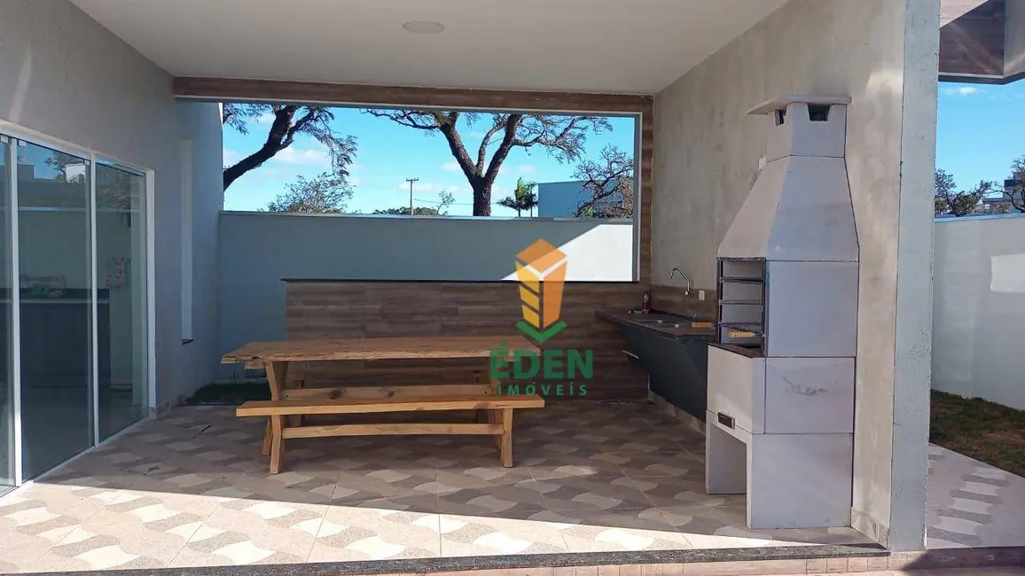 Foto 6 de Casa de Condomínio com 2 quartos à venda e para alugar, 428m2 em Itai - SP