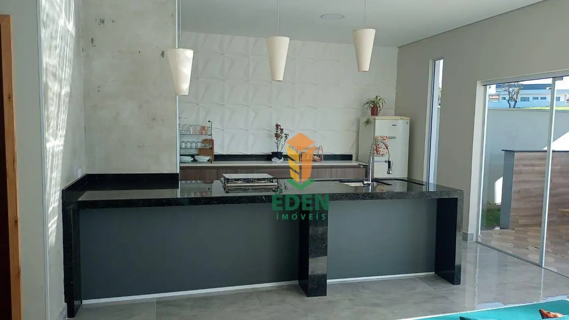 Foto 5 de Casa de Condomínio com 2 quartos à venda e para alugar, 428m2 em Itai - SP