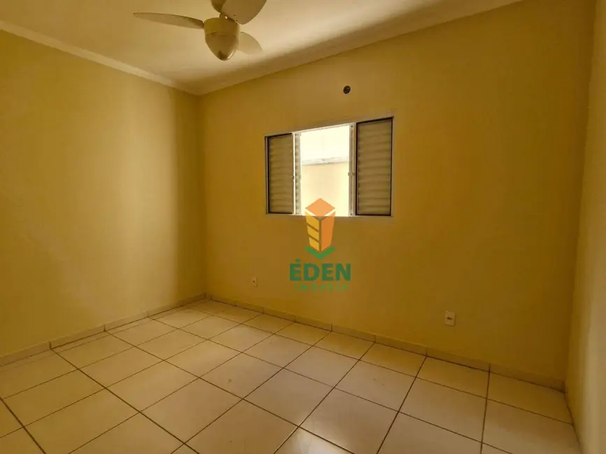 Foto 5 de Casa de Condomínio com 3 quartos para alugar, 250m2 em Jardim Portobello, Sorocaba - SP