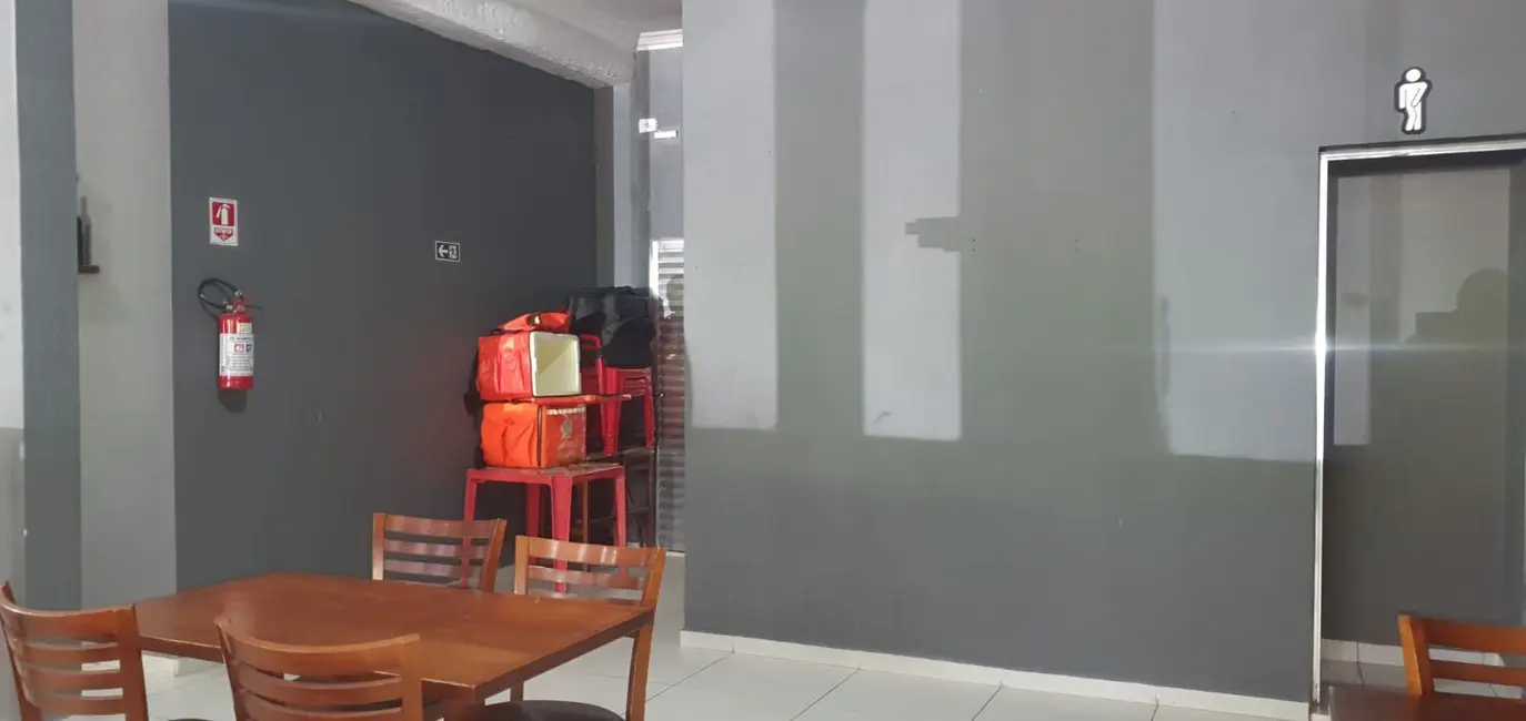 Sala Comercial à venda e para alugar, 250m2 em Jardim Carolina, Sorocaba - SP - imagem 8 Foto 8 de Sala Comercial à venda e para alugar, 250m2 em Jardim Carolina, Sorocaba - SP