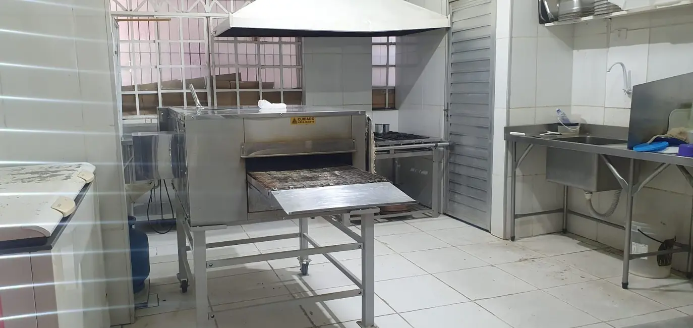 Sala Comercial à venda e para alugar, 250m2 em Jardim Carolina, Sorocaba - SP - imagem 6 Foto 6 de Sala Comercial à venda e para alugar, 250m2 em Jardim Carolina, Sorocaba - SP