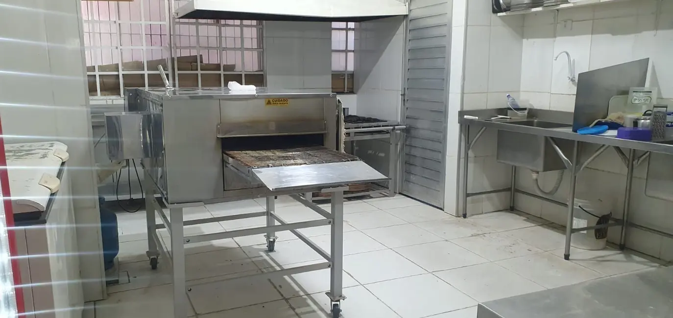 Sala Comercial à venda e para alugar, 250m2 em Jardim Carolina, Sorocaba - SP - imagem 3 Foto 3 de Sala Comercial à venda e para alugar, 250m2 em Jardim Carolina, Sorocaba - SP