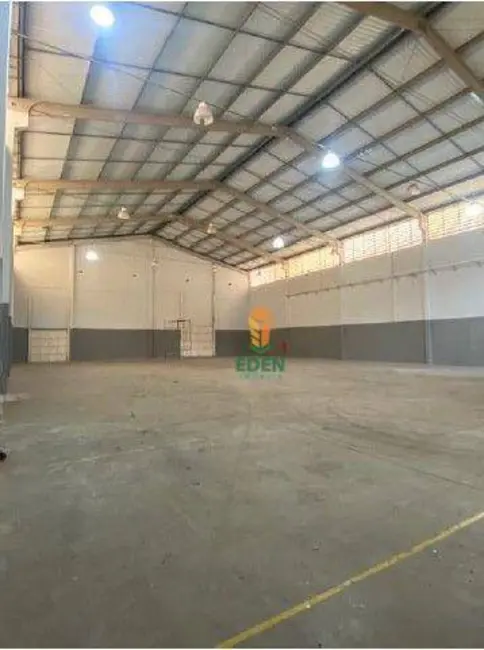 Foto 5 de Armazém / Galpão à venda e para alugar, 2000m2 em Cotia - SP