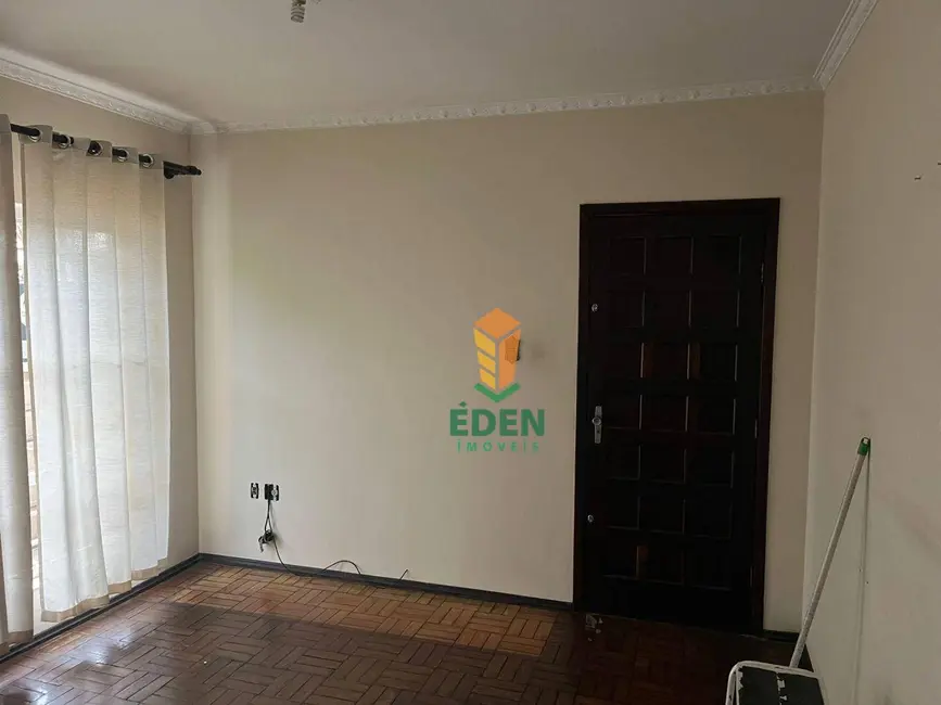 Casa com 4 quartos para alugar, 330m2 em Jardim América, Sorocaba - SP - imagem 5 Foto 5 de Casa com 4 quartos para alugar, 330m2 em Jardim América, Sorocaba - SP