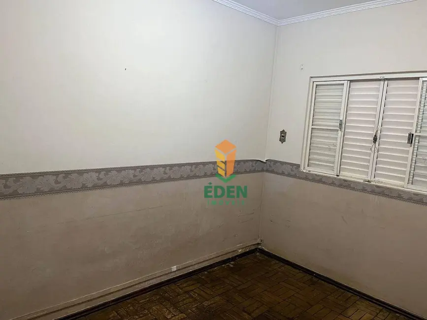 Casa com 4 quartos para alugar, 330m2 em Jardim América, Sorocaba - SP - imagem 7 Foto 7 de Casa com 4 quartos para alugar, 330m2 em Jardim América, Sorocaba - SP