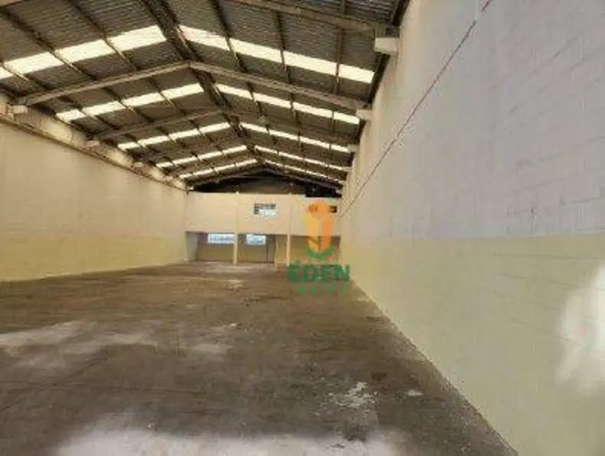 Foto 2 de Armazém / Galpão para alugar, 800m2 em Cajuru do Sul, Sorocaba - SP