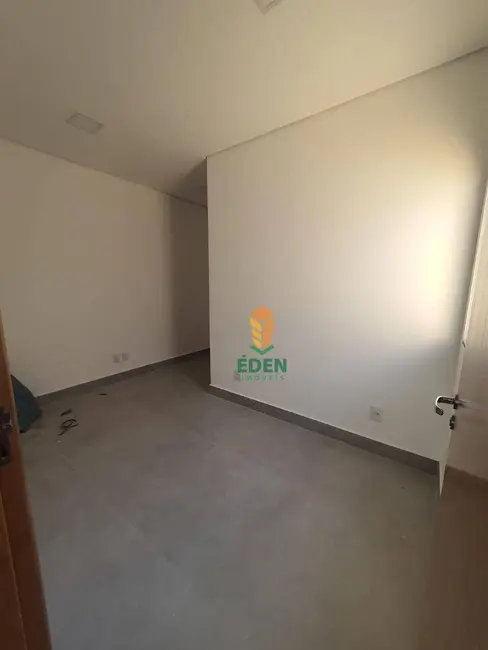 Foto 7 de Armazém / Galpão para alugar, 250m2 em Cajuru do Sul, Sorocaba - SP