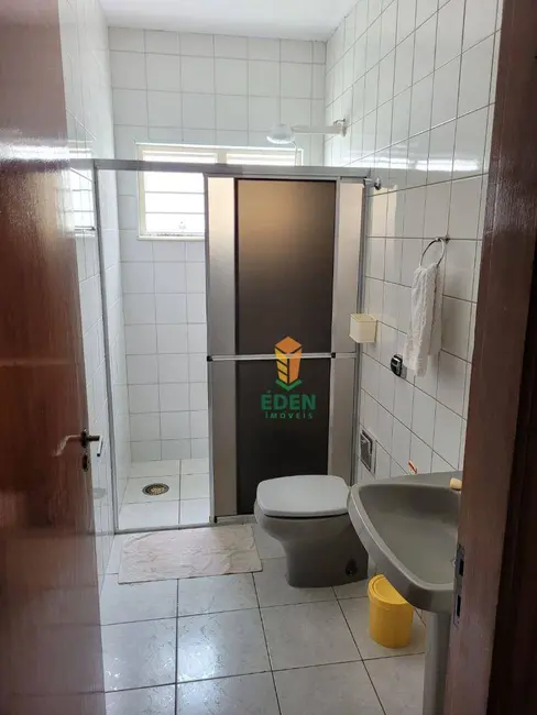 Sala Comercial para alugar, 560m2 em Vila Trujillo, Sorocaba - SP - imagem 9 Foto 9 de Sala Comercial para alugar, 560m2 em Vila Trujillo, Sorocaba - SP