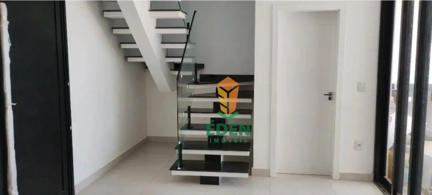 Casa de Condomínio com 3 quartos à venda e para alugar, 178m2 em Cajuru do Sul, Sorocaba - SP - imagem 5 Foto 5 de Casa de Condomínio com 3 quartos à venda e para alugar, 178m2 em Cajuru do Sul, Sorocaba - SP