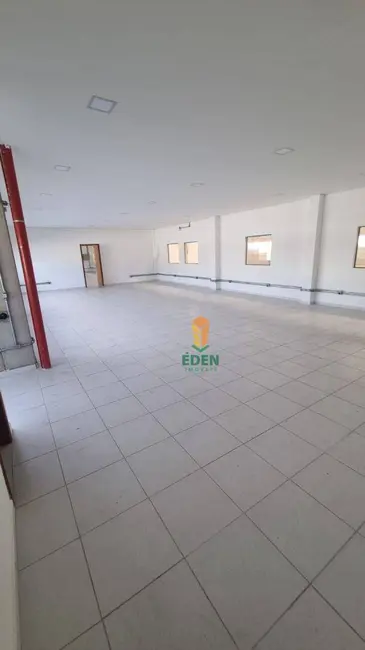 Armazém / Galpão para alugar, 823m2 em Éden, Sorocaba - SP - imagem 4 Foto 4 de Armazém / Galpão para alugar, 823m2 em Éden, Sorocaba - SP