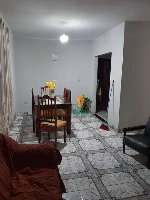 Casa com 3 quartos à venda, 262m2 em Éden, Sorocaba - SP - imagem 5 Foto 5 de Casa com 3 quartos à venda, 262m2 em Éden, Sorocaba - SP
