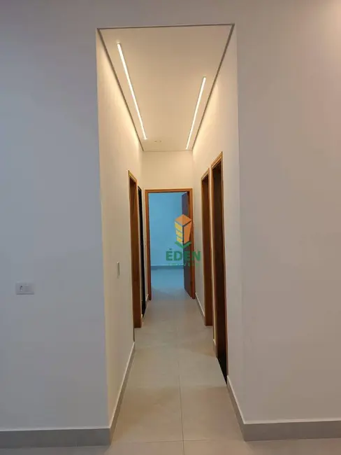 Casa com 3 quartos à venda, 200m2 em Jardim Maria Eugênia, Sorocaba - SP - imagem 9 Foto 9 de Casa com 3 quartos à venda, 200m2 em Jardim Maria Eugênia, Sorocaba - SP