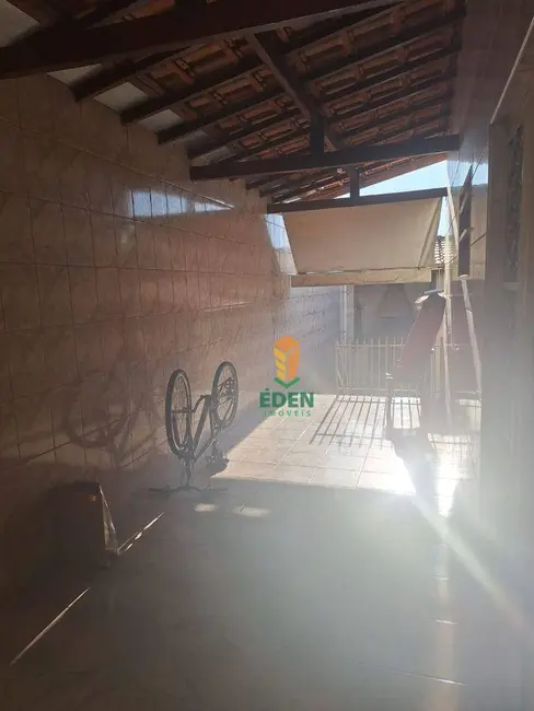 Casa com 4 quartos à venda, 225m2 em Éden, Sorocaba - SP - imagem 8 Foto 8 de Casa com 4 quartos à venda, 225m2 em Éden, Sorocaba - SP