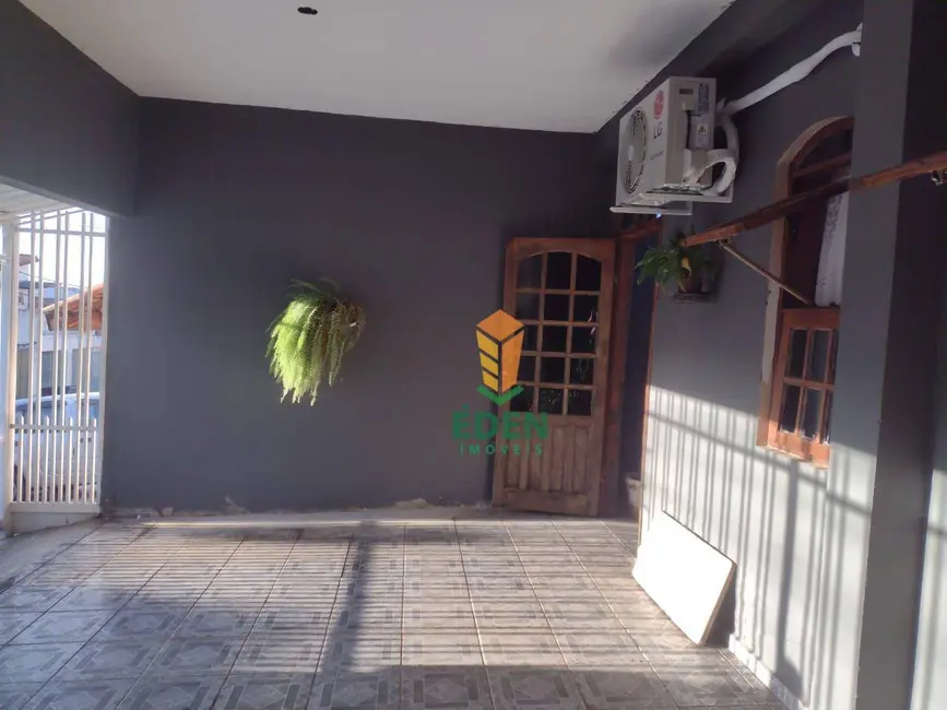 Casa com 3 quartos à venda, 130m2 em Jardim São Guilherme, Sorocaba - SP - imagem 3 Foto 3 de Casa com 3 quartos à venda, 130m2 em Jardim São Guilherme, Sorocaba - SP