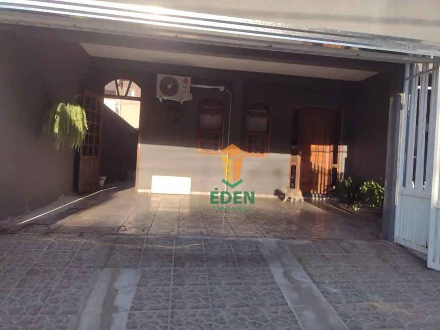 Foto 2 de Casa com 3 quartos à venda, 130m2 em Jardim São Guilherme, Sorocaba - SP