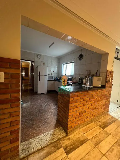 Casa com 3 quartos à venda, 200m2 em Éden, Sorocaba - SP - imagem 9 Foto 9 de Casa com 3 quartos à venda, 200m2 em Éden, Sorocaba - SP