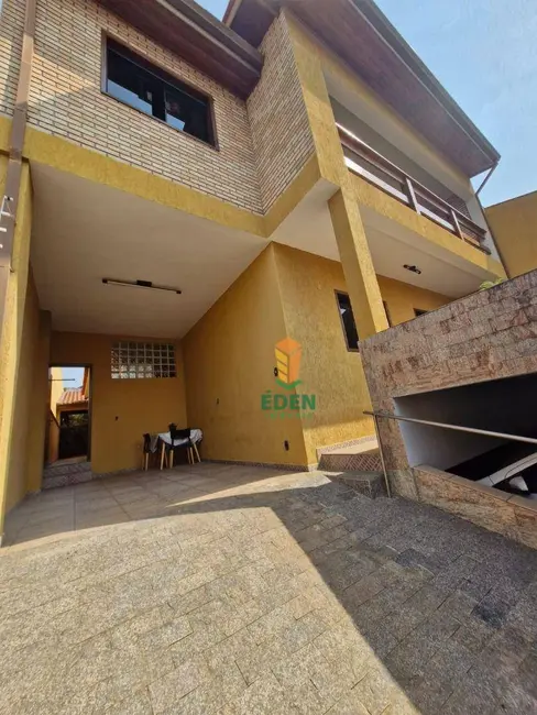 Foto 2 de Casa com 3 quartos à venda, 236m2 em Jardim Paulistano, Sorocaba - SP