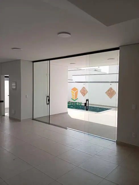 Casa de Condomínio com 3 quartos à venda, 192m2 em Cajuru do Sul, Sorocaba - SP - imagem 4 Foto 4 de Casa de Condomínio com 3 quartos à venda, 192m2 em Cajuru do Sul, Sorocaba - SP