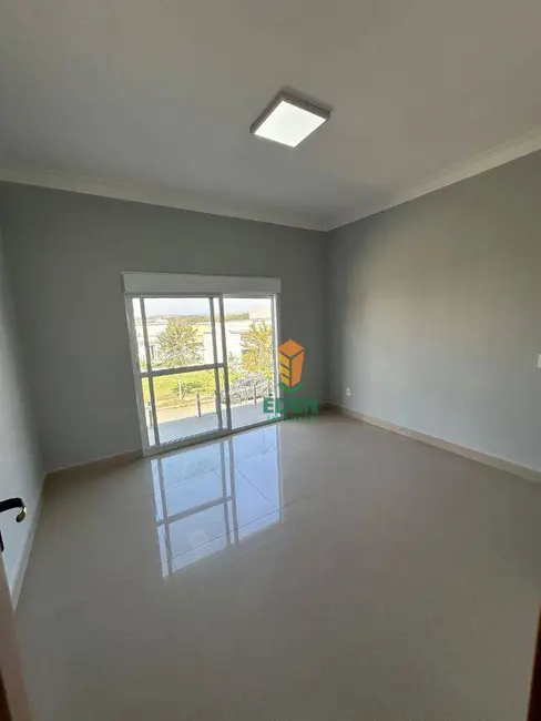 Casa de Condomínio com 3 quartos à venda, 150m2 em Cajuru do Sul, Sorocaba - SP - imagem 3 Foto 3 de Casa de Condomínio com 3 quartos à venda, 150m2 em Cajuru do Sul, Sorocaba - SP