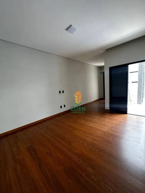 Foto 9 de Casa de Condomínio com 3 quartos à venda, 250m2 em Boa Vista, Sorocaba - SP