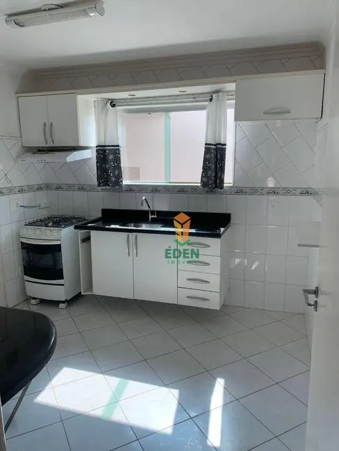 Foto 6 de Casa de Condomínio com 3 quartos à venda, 150m2 em Jardim Guadalajara, Sorocaba - SP