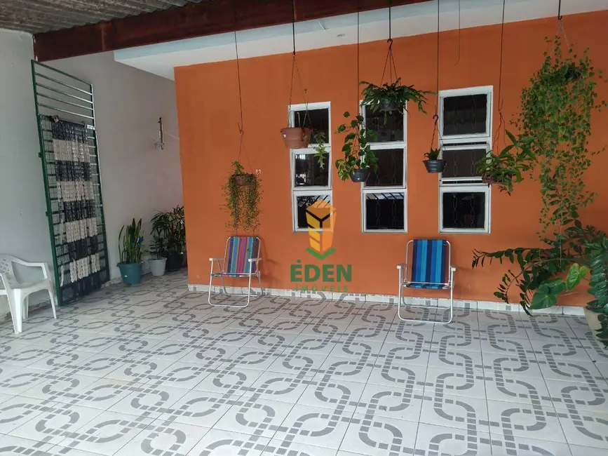 Casa com 2 quartos à venda, 150m2 em Jardim Santa Catarina, Sorocaba - SP - imagem 2 Foto 2 de Casa com 2 quartos à venda, 150m2 em Jardim Santa Catarina, Sorocaba - SP