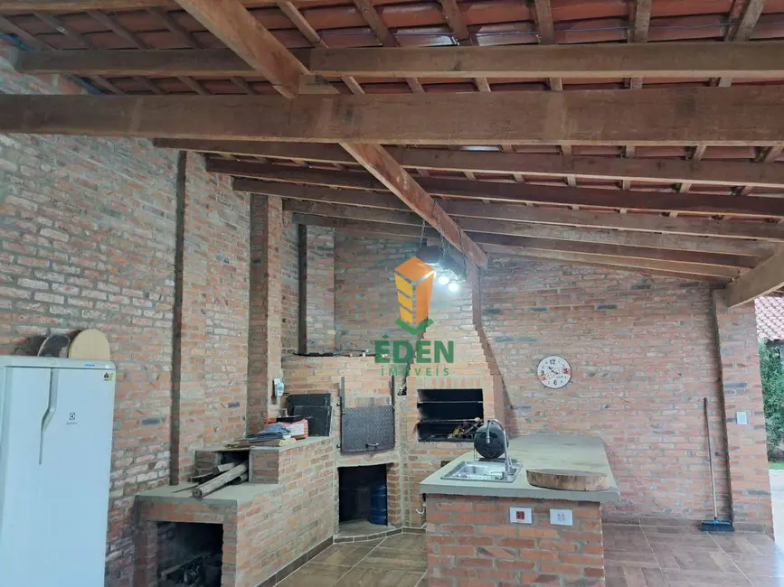 Chácara com 3 quartos à venda, 908m2 em Aracoiaba Da Serra - SP - imagem 9 Foto 9 de Chácara com 3 quartos à venda, 908m2 em Aracoiaba Da Serra - SP