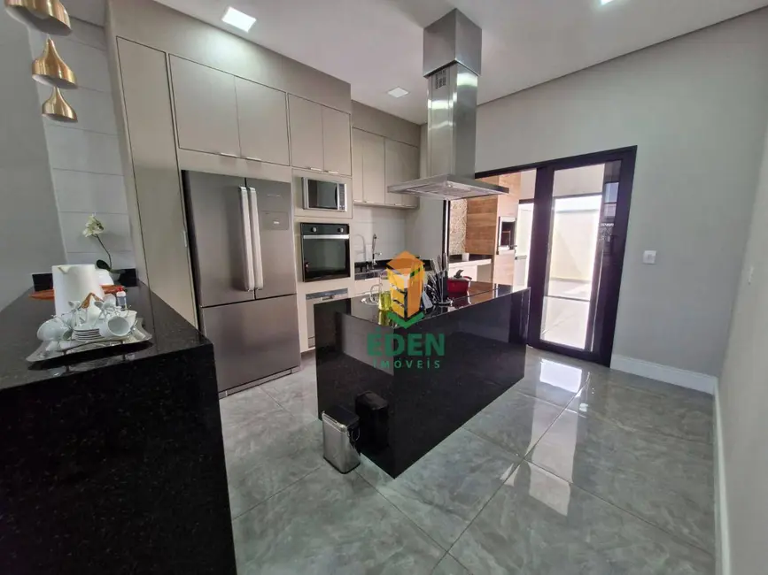 Foto 9 de Casa com 3 quartos à venda, 250m2 em Sorocaba - SP