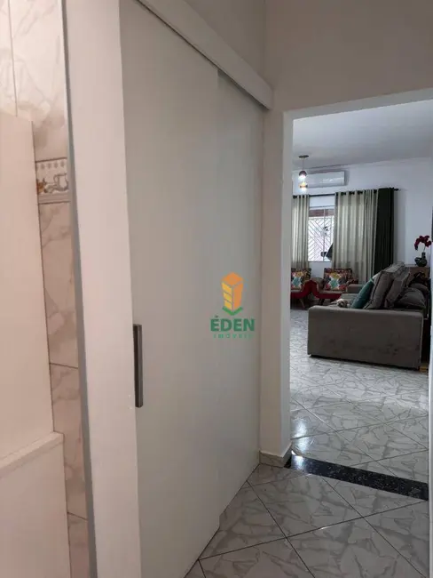 Casa com 4 quartos à venda, 185m2 em Jardim Boa Esperança, Sorocaba - SP - imagem 4 Foto 4 de Casa com 4 quartos à venda, 185m2 em Jardim Boa Esperança, Sorocaba - SP