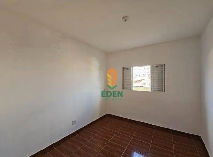 Casa com 2 quartos à venda, 150m2 em Jardim Jatobá, Sorocaba - SP - imagem 3 Foto 3 de Casa com 2 quartos à venda, 150m2 em Jardim Jatobá, Sorocaba - SP