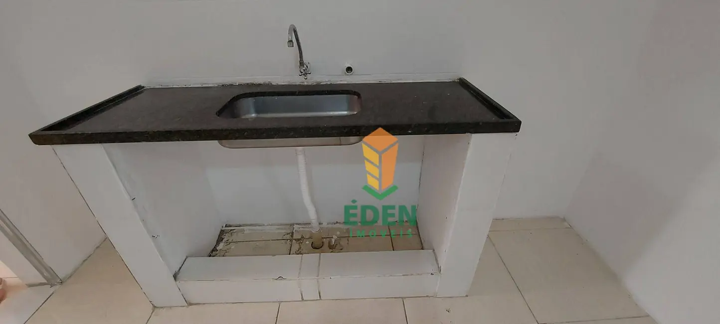 Foto 9 de Casa com 1 quarto para alugar, 204m2 em Éden, Sorocaba - SP