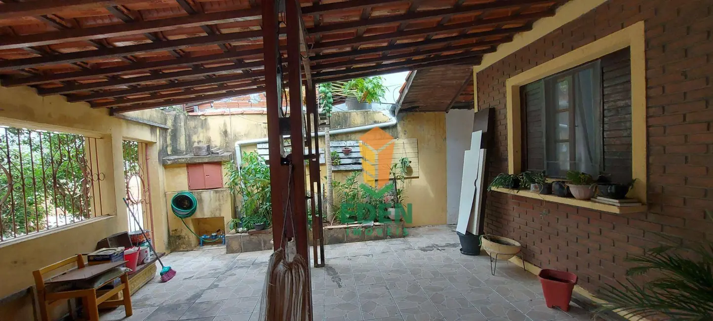 Foto 1 de Casa com 1 quarto para alugar, 204m2 em Éden, Sorocaba - SP
