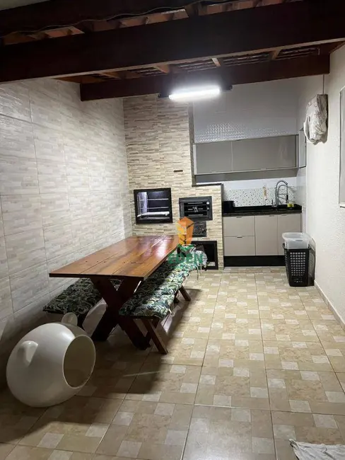 Casa com 2 quartos à venda, 135m2 em Jardim Regente, Sorocaba - SP - imagem 2 Foto 2 de Casa com 2 quartos à venda, 135m2 em Jardim Regente, Sorocaba - SP
