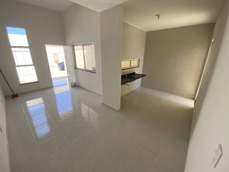 Casa com 2 quartos à venda, 79m2 em Itaitinga - CE - imagem 5 Foto 5 de Casa com 2 quartos à venda, 79m2 em Itaitinga - CE