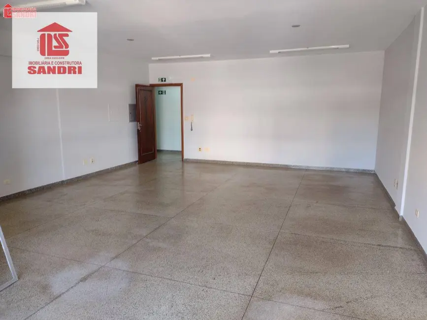 Sala Comercial para alugar, 47m2 em Zona 04, Maringa - PR - imagem 3 Foto 3 de Sala Comercial para alugar, 47m2 em Zona 04, Maringa - PR