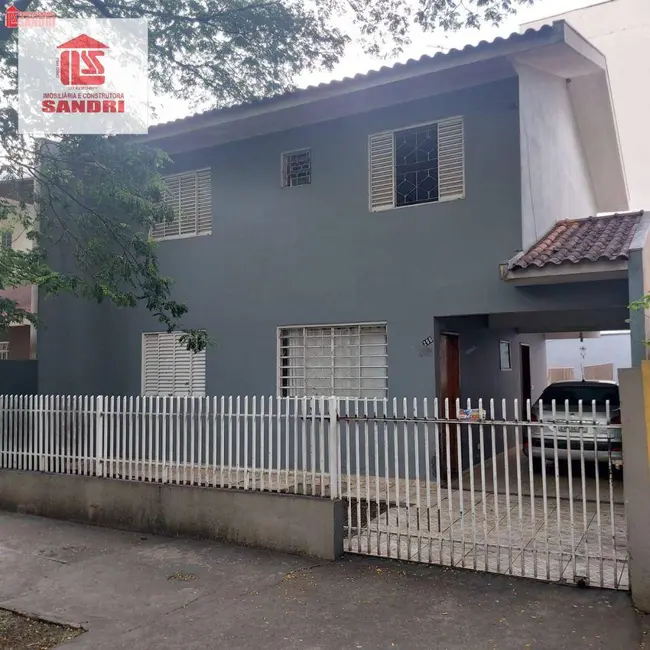 Sobrado com 3 quartos à venda, 300m2 em Zona 07, Maringa - PR - imagem 5 Foto 5 de Sobrado com 3 quartos à venda, 300m2 em Zona 07, Maringa - PR