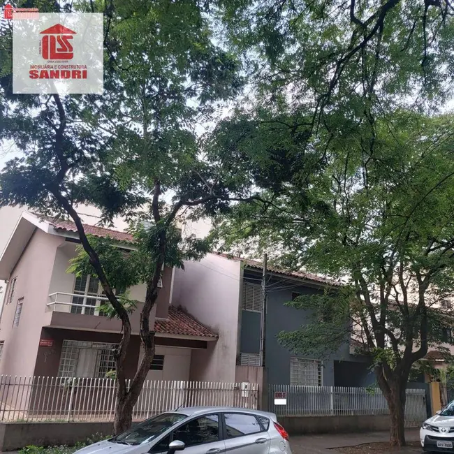 Sobrado com 3 quartos à venda, 300m2 em Zona 07, Maringa - PR - imagem 2 Foto 2 de Sobrado com 3 quartos à venda, 300m2 em Zona 07, Maringa - PR