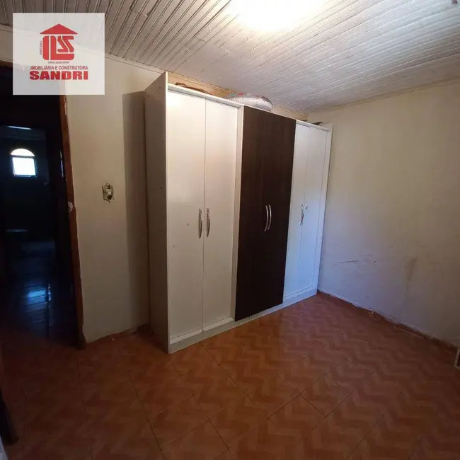 Casa com 3 quartos à venda, 300m2 em Conjunto Habitacional Requião, Maringa - PR - imagem 8 Foto 8 de Casa com 3 quartos à venda, 300m2 em Conjunto Habitacional Requião, Maringa - PR
